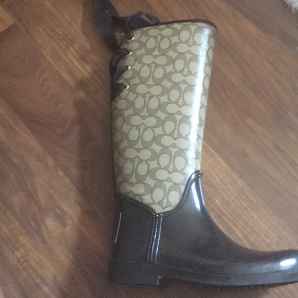 Coach rain boots - Picture 1 of 7